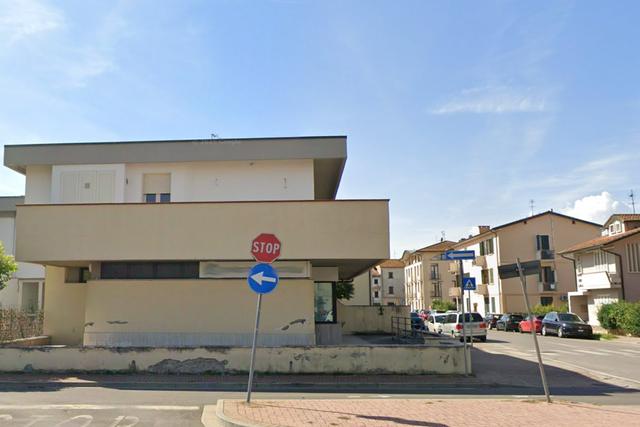 Grandi dimensioni in vendita