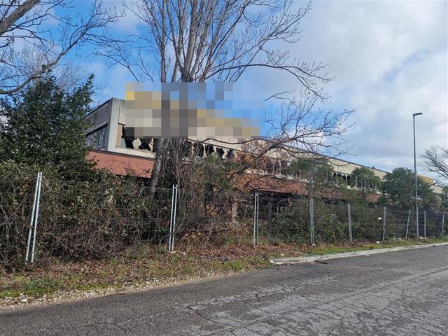 Stabilimenti produttivi in vendita