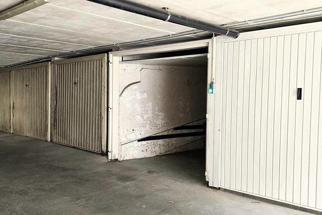 Garage in vendita
