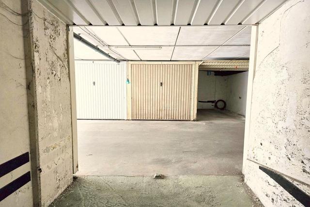Garage in vendita