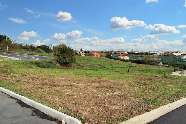 #22810 Terreno edificabile di 1150 mq in vendita - foto 3