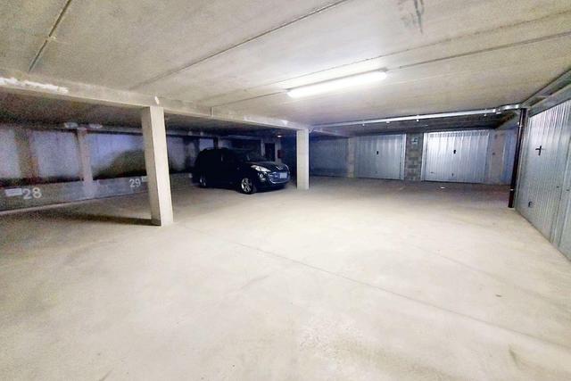 Posti auto in vendita
