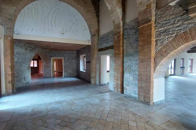 Alberghi in vendita