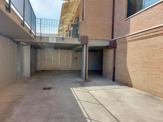 Garage in vendita