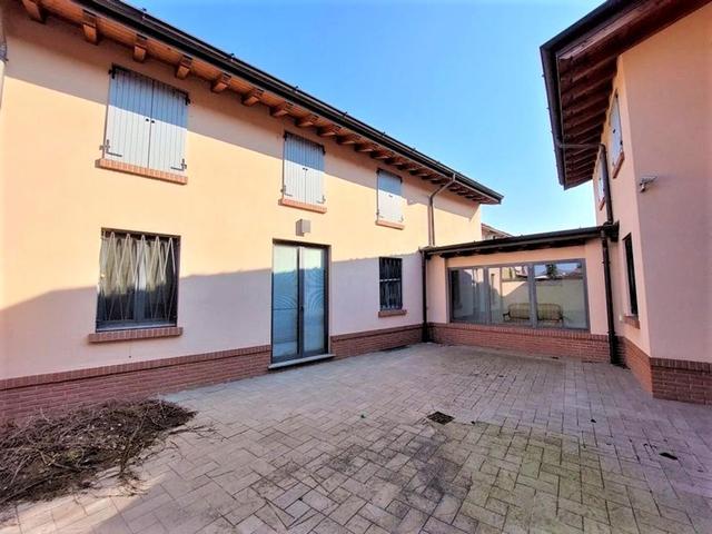 #14709 Immobile direzionale con giardino e piscina in vendita - foto 16