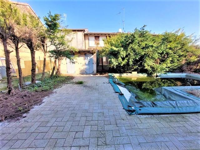 #14709 Immobile direzionale con giardino e piscina in vendita - foto 15