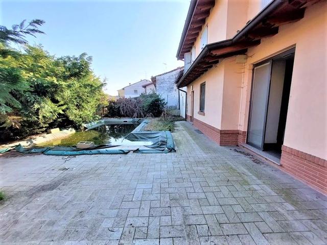 #14709 Immobile direzionale con giardino e piscina in vendita - foto 12