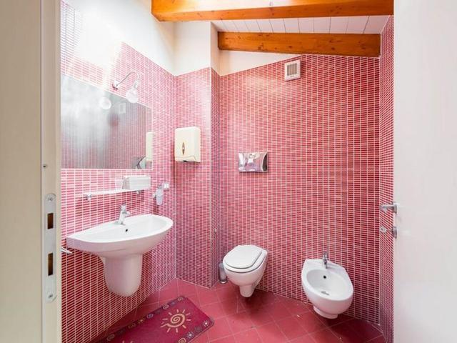 #14709 Immobile direzionale con giardino e piscina in vendita - foto 21
