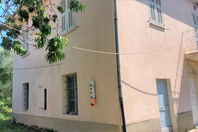Rustici e casali in vendita