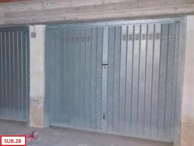 Garage in vendita