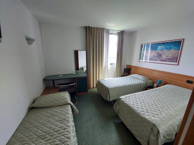 #2536285 Hotel con sale convegno e centro benessere in vendita - foto 8