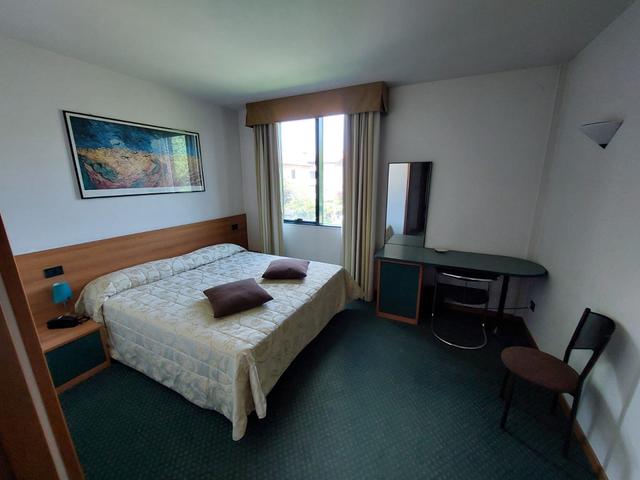 #2536285 Hotel con sale convegno e centro benessere in vendita - foto 9