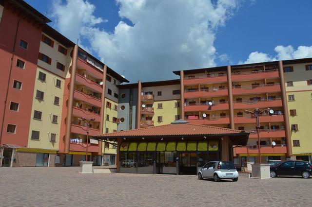 #7135 21 unità adibite a locali commerciali in vendita - foto 4