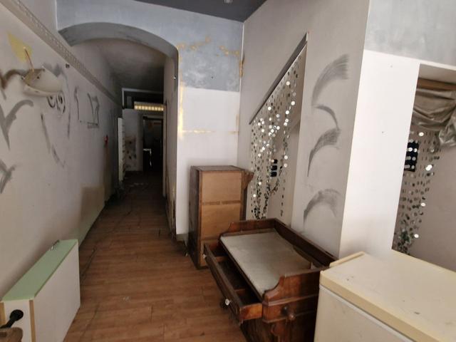 #2536950 Negozio in zona centrale in vendita - foto 8