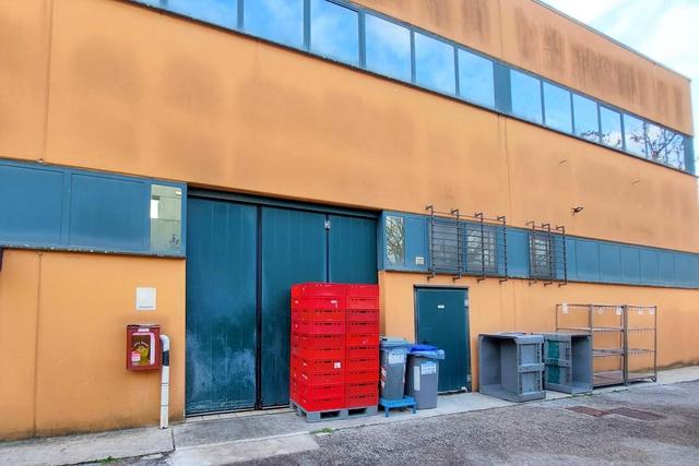 Stabilimenti produttivi in vendita