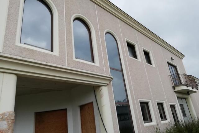 Stabilimenti produttivi in vendita