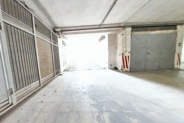 Garage in vendita