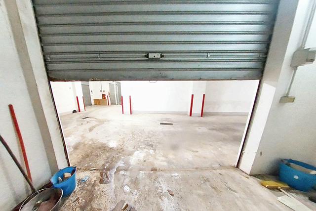 Garage in vendita