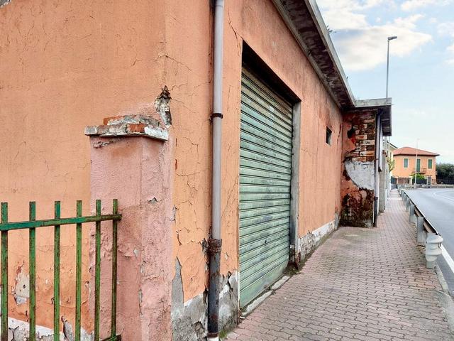 Palazzi in vendita