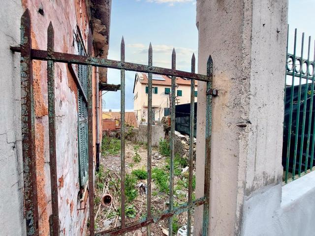 Palazzi in vendita