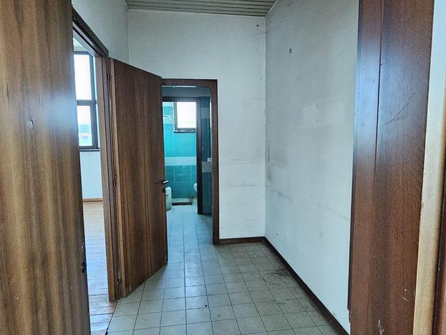 #24248 AFFITTO MULTICENTER: disponibili spazi direzionali/commerciali in vendita - foto 16