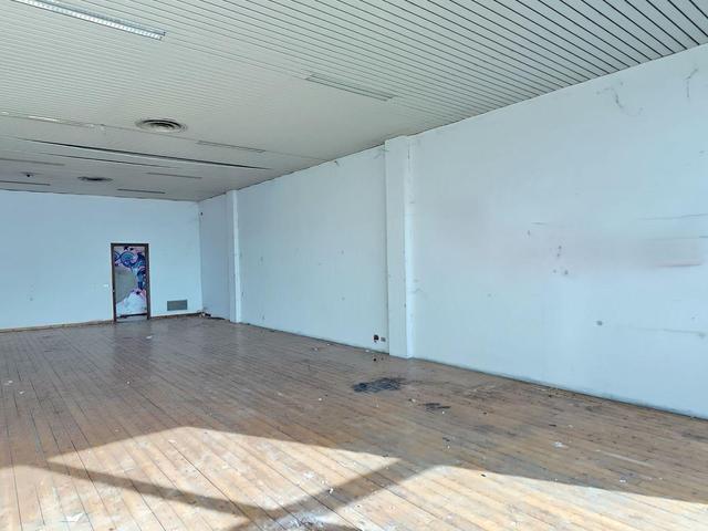 #24248 AFFITTO MULTICENTER: disponibili spazi direzionali/commerciali in vendita - foto 15