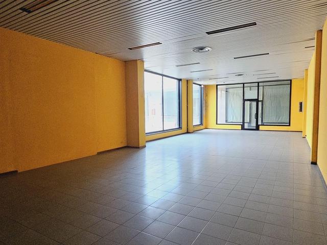 #24248 AFFITTO MULTICENTER: disponibili spazi direzionali/commerciali in vendita - foto 12
