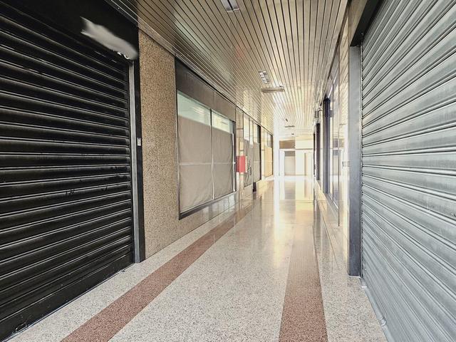 #24248 AFFITTO MULTICENTER: disponibili spazi direzionali/commerciali in vendita - foto 7