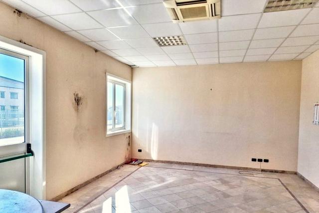 #2537284 Capannone artigianale con uffici e soppalco in vendita - foto 9