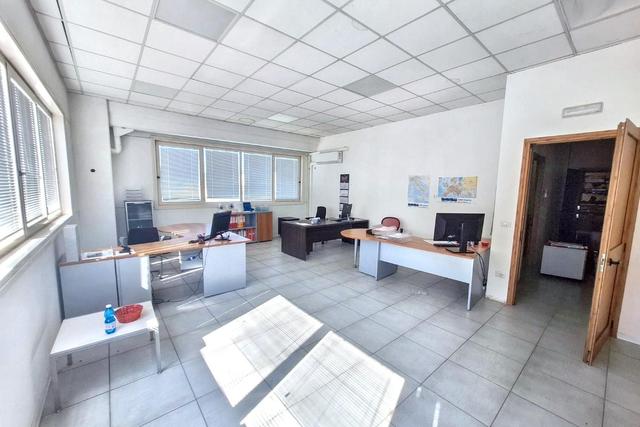 #2522004 Edificio artigianale con uffici e area edificabile in vendita - foto 7