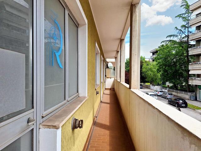 Studi privati in vendita