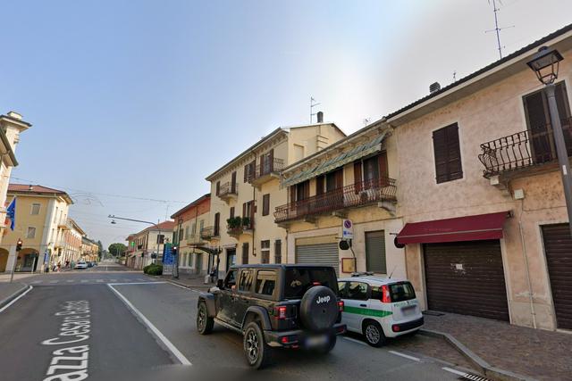 Negozi in vendita
