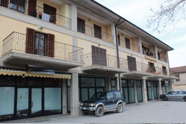 Negozi in vendita