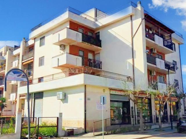Garage in vendita