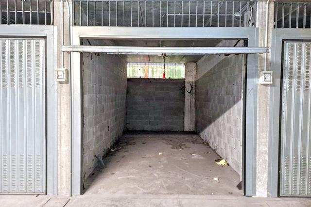 Garage in vendita