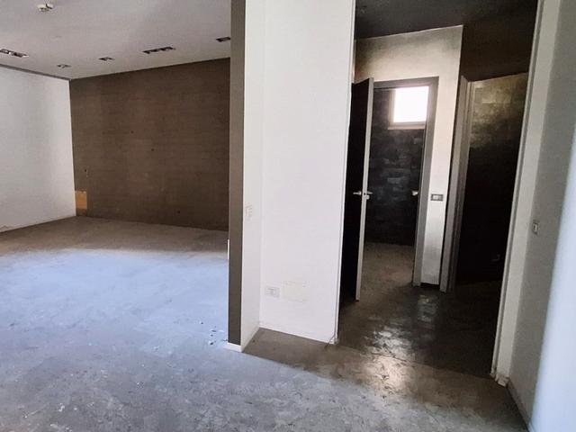 #2536181 Centralissimo Negozio fronte strada in vendita - foto 12