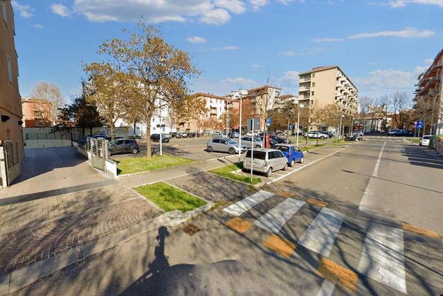 Posti auto in vendita