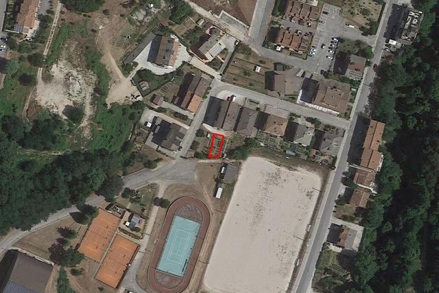Magazzini in vendita