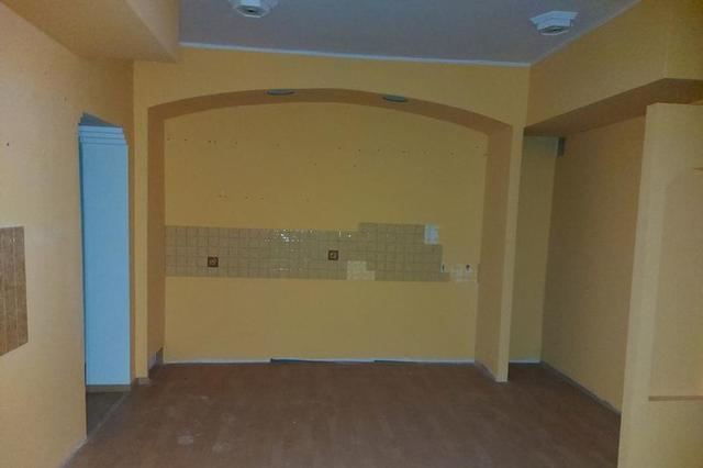 #14699 Negozio seminterrato con zona parcheggio in vendita - foto 10