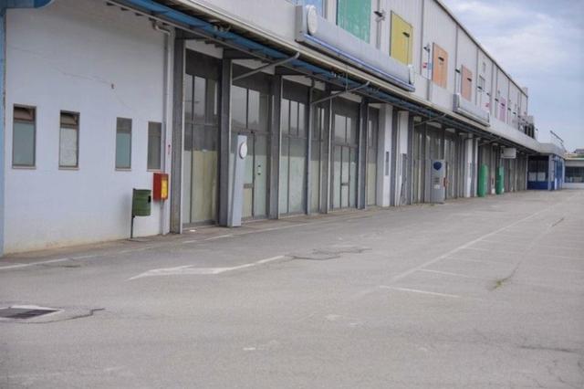 #14775 Ampio salone espositivo e aree urbane in vendita - foto 17