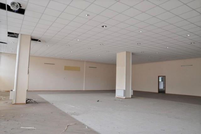 #14775 Ampio salone espositivo e aree urbane in vendita - foto 3