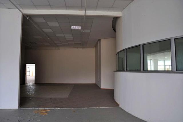 #14775 Ampio salone espositivo e aree urbane in vendita - foto 10