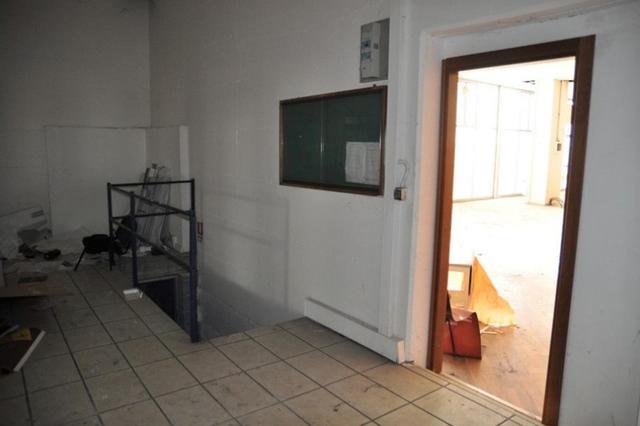 #14775 Ampio salone espositivo e aree urbane in vendita - foto 7