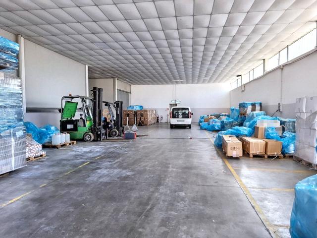 Stabilimenti produttivi in vendita