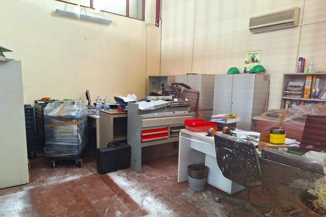 #2639047 Officina meccanica (sub 18) in zona artigianale in vendita - foto 8