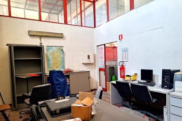 #2639047 Officina meccanica (sub 18) in zona artigianale in vendita - foto 10