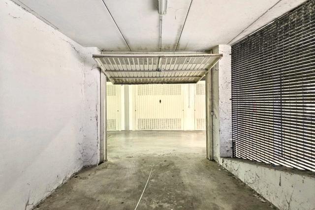 Garage in vendita