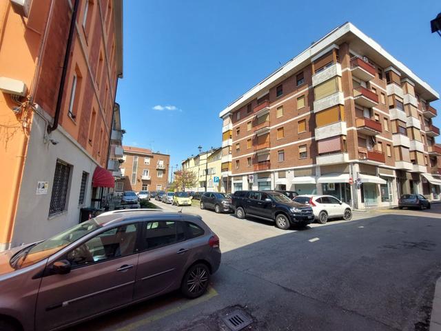 Negozi in vendita