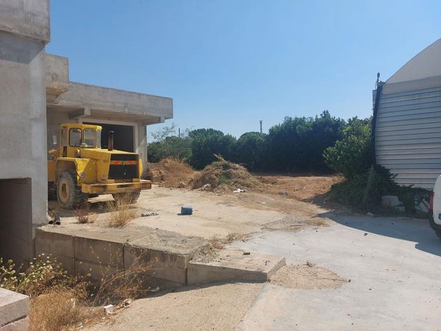 Stabilimenti produttivi in vendita