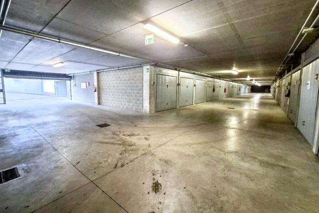 Garage in vendita